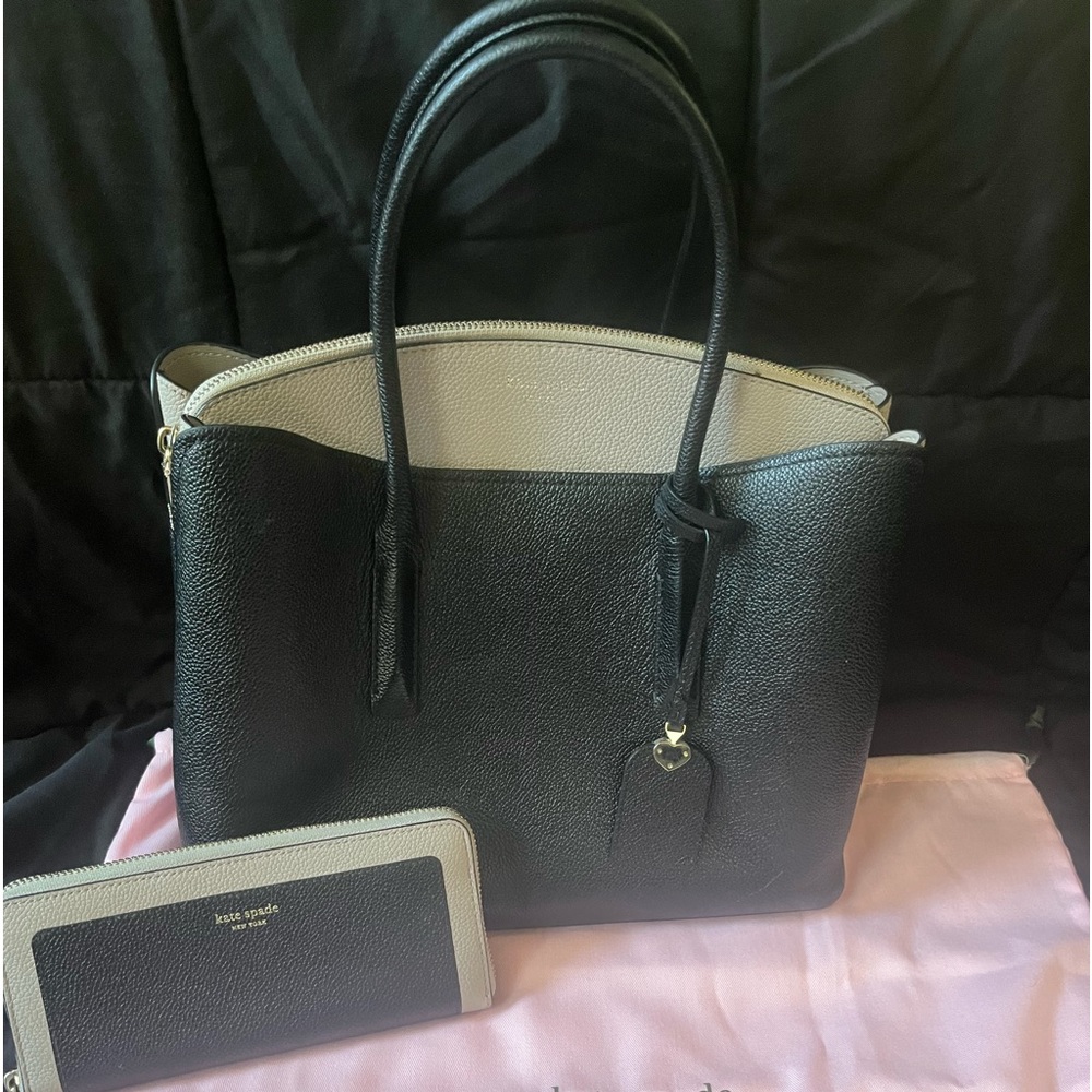 Kate Spade bag and matching wallet. Great condition! Comes with original bag. - Picture 1 of 7
